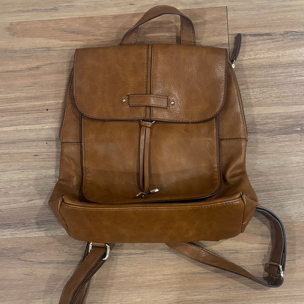 Women’s Brown Leather Backpack